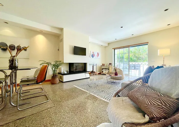 Дом отдыха Casa Falesia - 150 Meters From Falesia Албуфейра